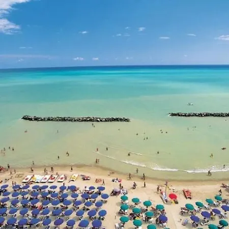 Europa Centro Apartment Montesilvano Marina